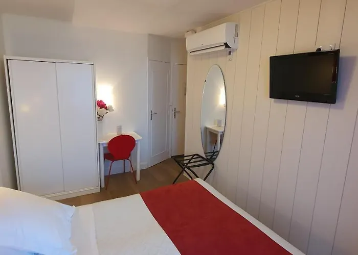 Hotel Cote D'argent 3*